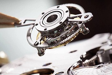 贵阳劳力士机械表售后清洗机芯